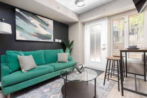 Lakeside Haven - Cozy Townhome in Liberty Village